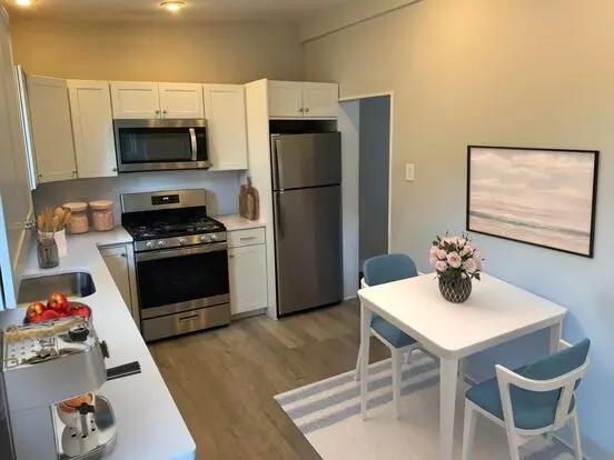 4 Bedroom And 1.5 Bath House With In-unit Laundry, Dishwasher, And Off-street Parking Apartment for rent in Bryn Mawr, PA 4 Bedroom And 1.5 Bath House With In-unit Laundry, Dishwasher, And Off-street Parking Apartment for rent in Bryn Mawr, PA