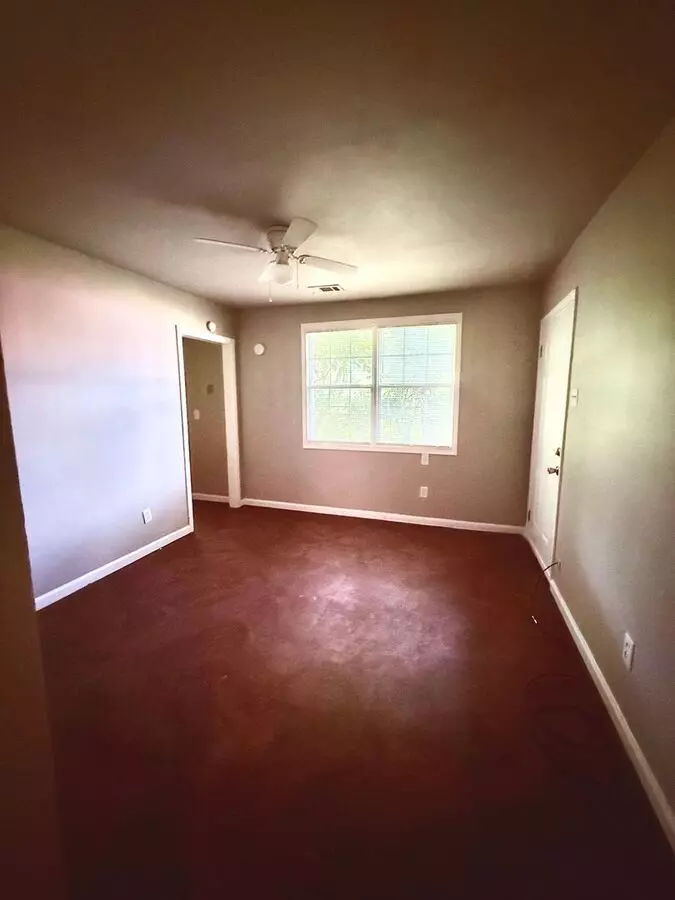 1022 N Second Apartment for rent in Memphis, TN