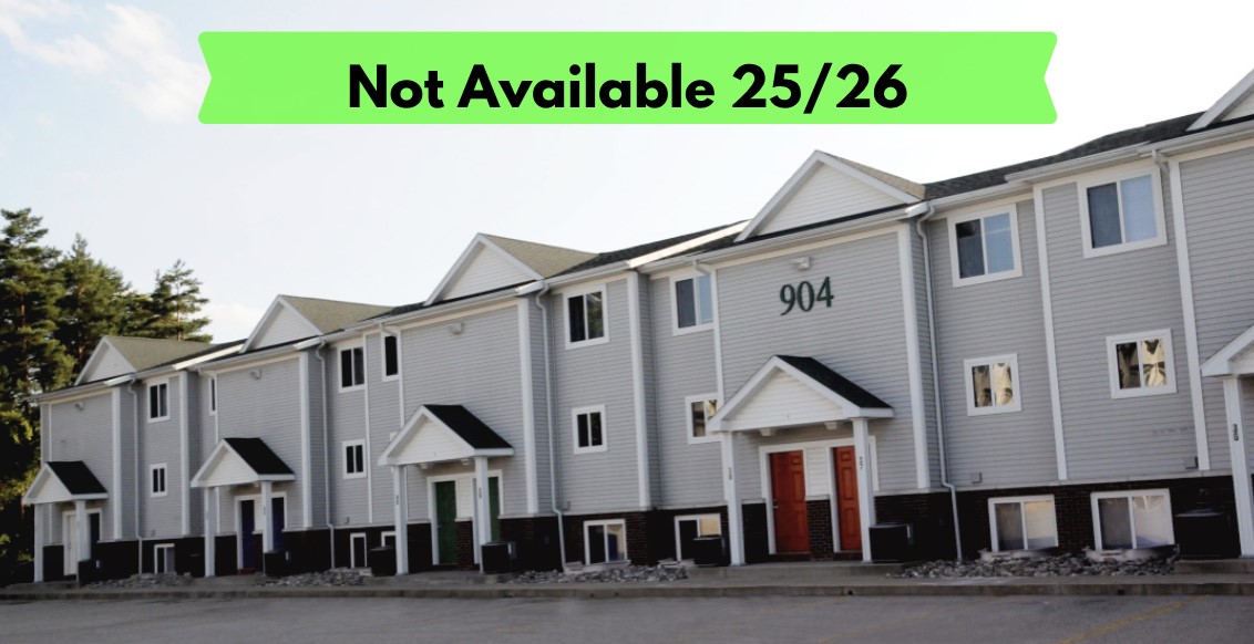 904 S Douglas St Apartment for rent in Mt Pleasant, MI