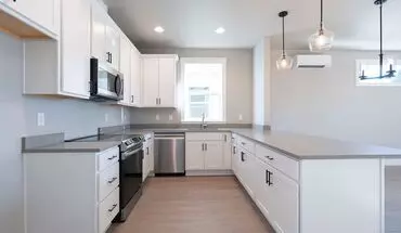 3 of 22 15845 SE Washington Ct House for rent in Portland, OR