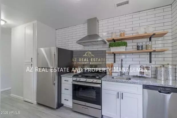 1649 E Oak St Apartment for rent in Phoenix, AZ