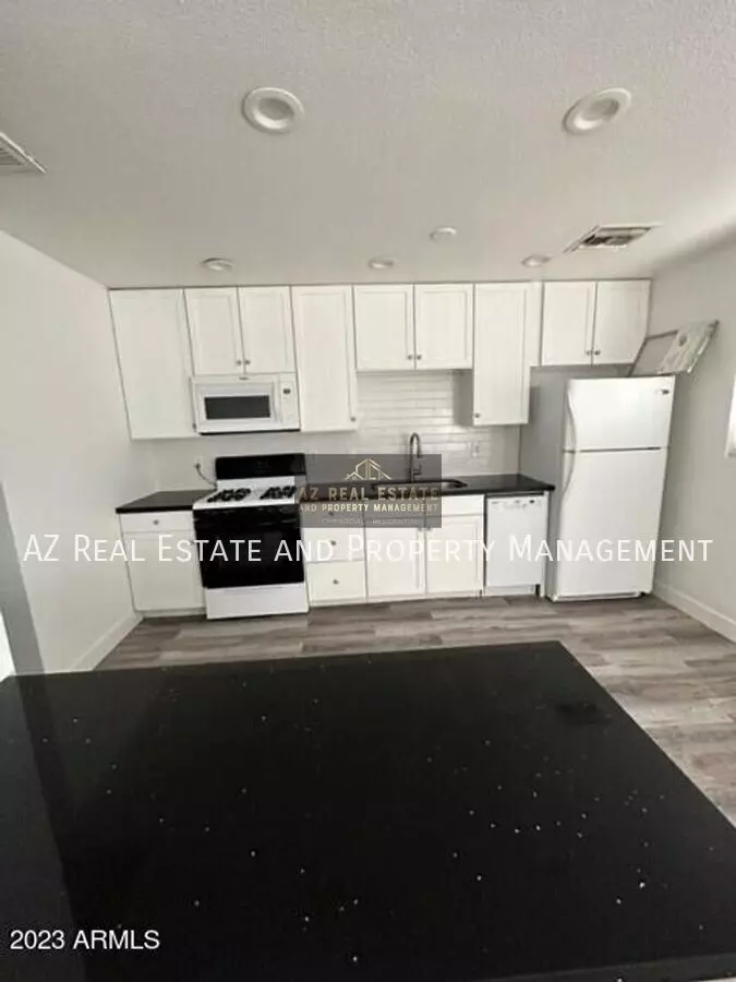3417 E Windsor Ave Apartment for rent in Phoenix, AZ