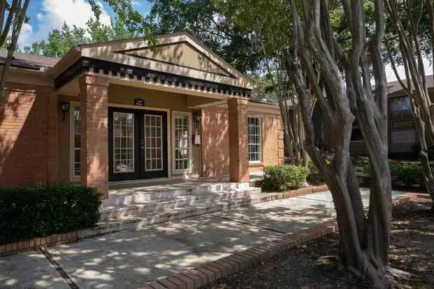 Hampton House Apartment for rent in Jackson, MS Hampton House Apartment for rent in Jackson, MS