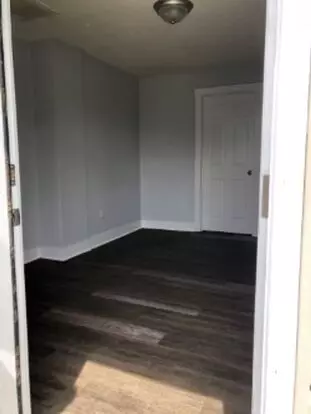 2224 N Weller Apartment for rent in Springfield, MO