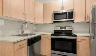 4 of 9 This Large Expansive 1br 1.ba Unit House for rent in Hoboken, NJ