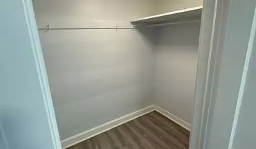 3 of 5 Spacious Roof Top Studio Efficiency Apartment Apartment for rent in Quincy, IL