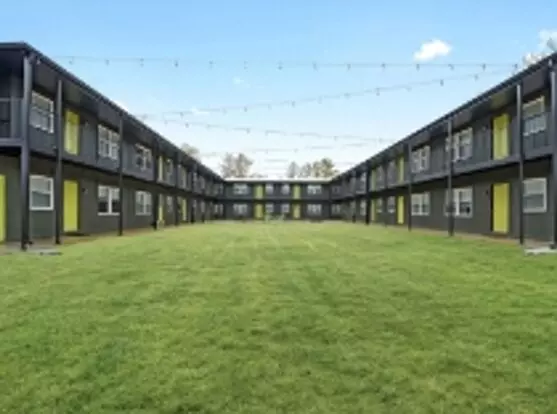 2216 9th St Apartment for rent in Charleston, IL