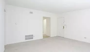 4 of 20 1007 Francis Dr Apartment for rent in Champaign, IL