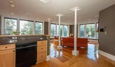 4 of 19 Vibrant 1 Bed, 1 Bath With Open-concept House for rent in Salem, MA