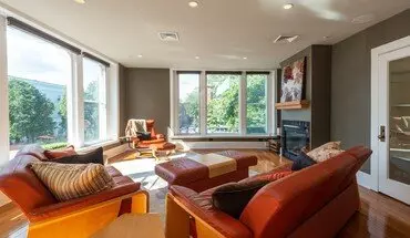 3 of 19 Vibrant 1 Bed, 1 Bath With Open-concept House for rent in Salem, MA