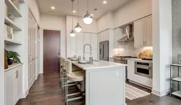 4 of 11 Distinctive Condominium Unit. House for rent in Toronto, ON