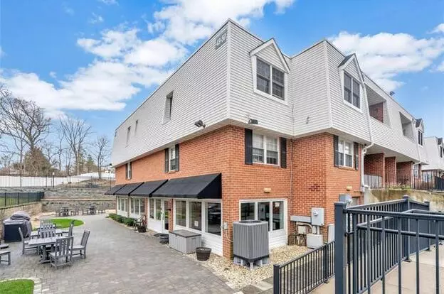 Spectacular Convenience 1Bed Convenience And Comfort Apartment for rent in Plainview, NY Spectacular Convenience 1Bed Convenience And Comfort Apartment for rent in Plainview, NY