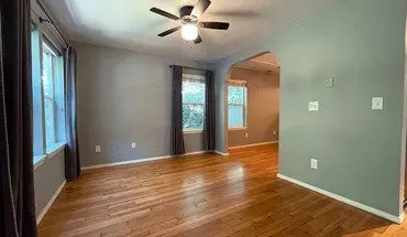 2 of 5 Check Exquisite 2Bedroom 1-bathroom Condo House for rent in Portland, OR