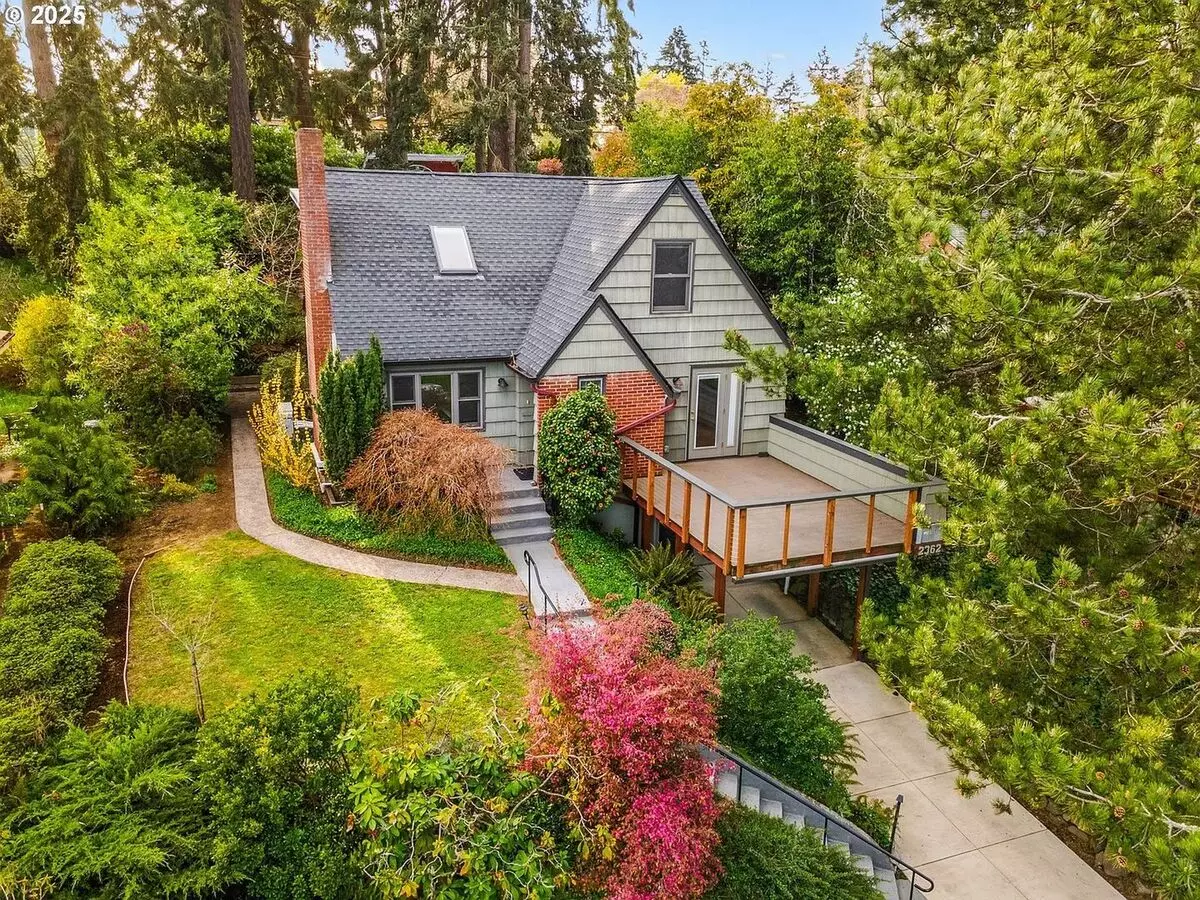 Gorgeous College Hill 4 Bd, 3ba In Desirable College Hill! House for rent in Eugene, OR