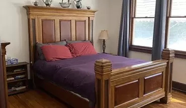 4 of 6 Charming 2 Bed, 1 Full Bath Home Close To Everything. House for rent in Cincinnati, OH