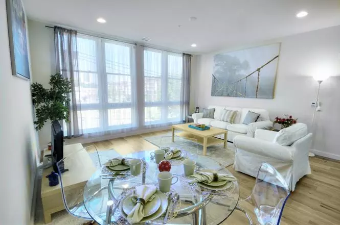 Spacious & Sunlit 1br Apartment Near Everything. House for rent in Hoboken, NJ