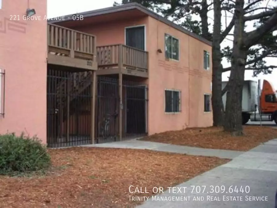 221 Grove Ave Apartment for rent in Richmond, CA