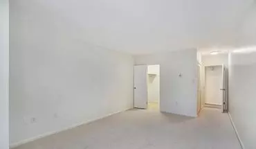 4 of 13 A Sophisticated One-bedroom House for rent in Washington, DC