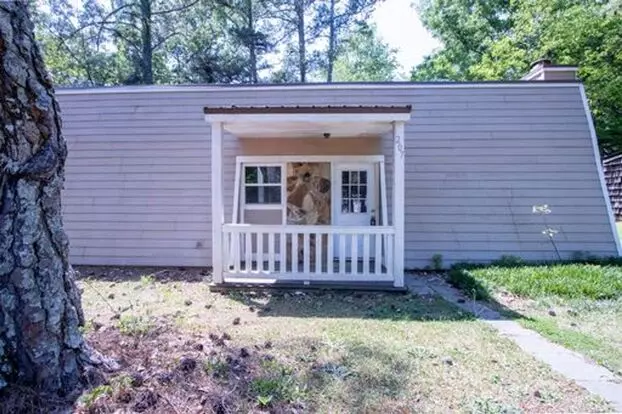 205/207 Rustwood Apartment for rent in Athens, GA