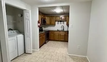 3 of 32 1005-1015 Lincoln St Apartment for rent in Hazleton, PA