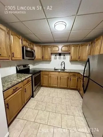 1005-1015 Lincoln St Apartment for rent in Hazleton, PA