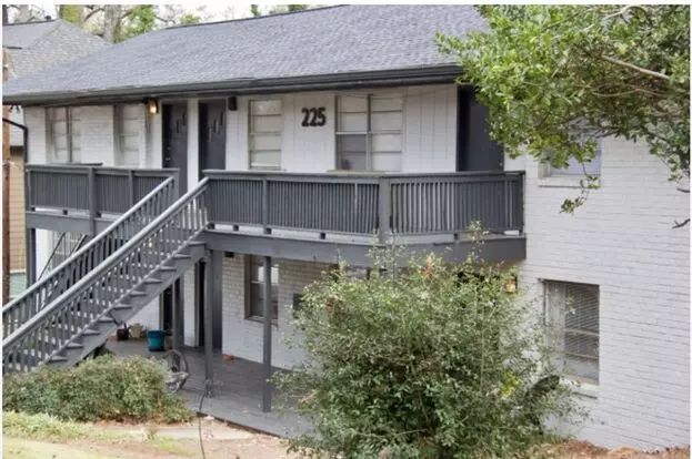 225-hillcrest Apartment for rent in Decatur, GA