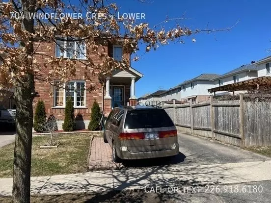 704 Windflower Cres Apartment for rent in Kitchener, ON