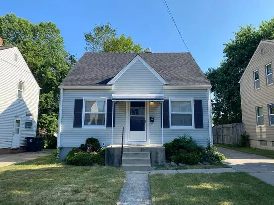 927 Davies Ave Apartment for rent in Akron, OH