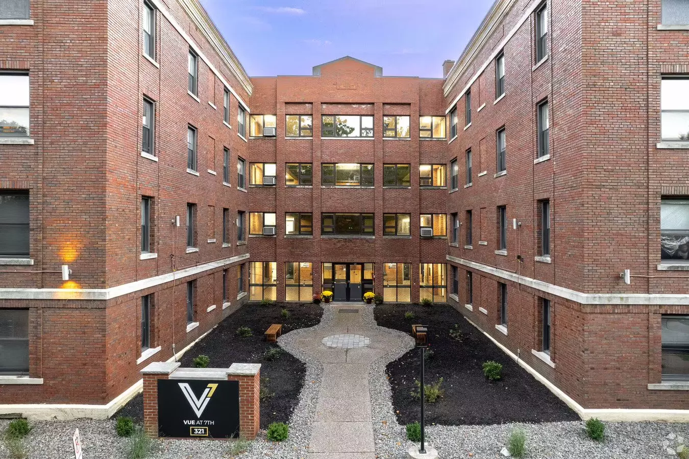Vue At 7th Apartment for rent in Davenport, IA