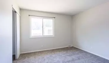 5 of 18 The Row At 35th Apartment for rent in Davenport, IA