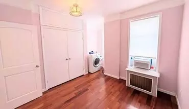 4 of 8 1-bedroom In A 6-unit Building In Bay Ridge House for rent in Brooklyn, NY