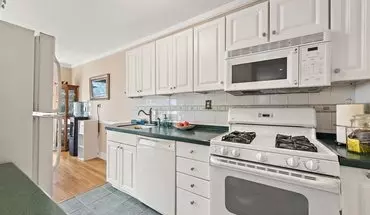 5 of 10 5730 Mosholu Ave Unit 4ff House for rent in Bronx, NY