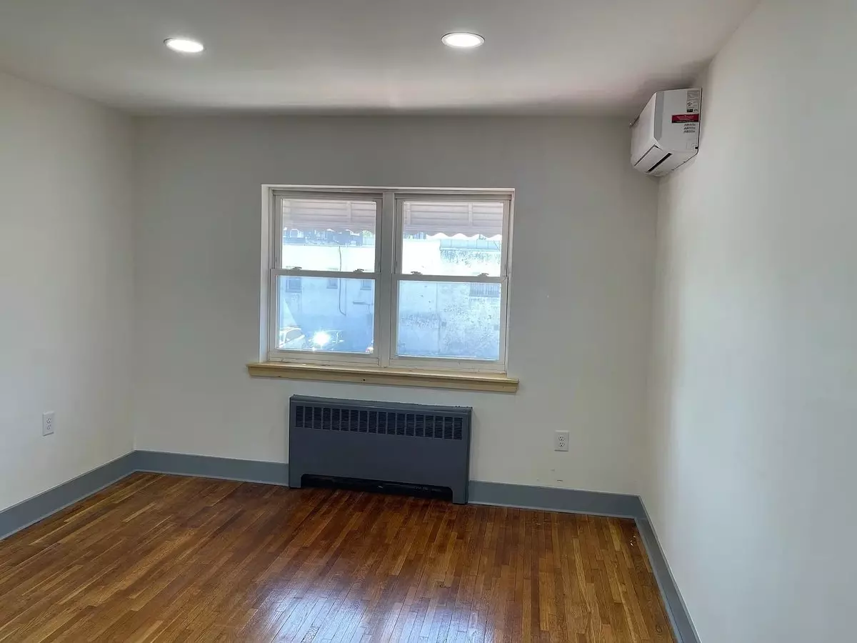 Fully Renovated 2bd/1bth In The Heart Of Wakefield House for rent in Bronx, NY