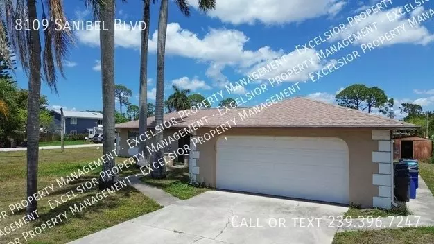 8109 Sanibel Blvd Apartment for rent in Fort Myers, FL