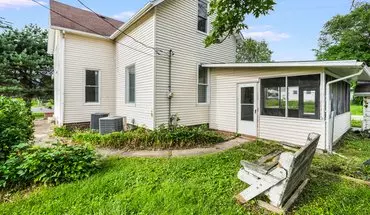 3 of 17 126 N Union St House for rent in Staunton, IL