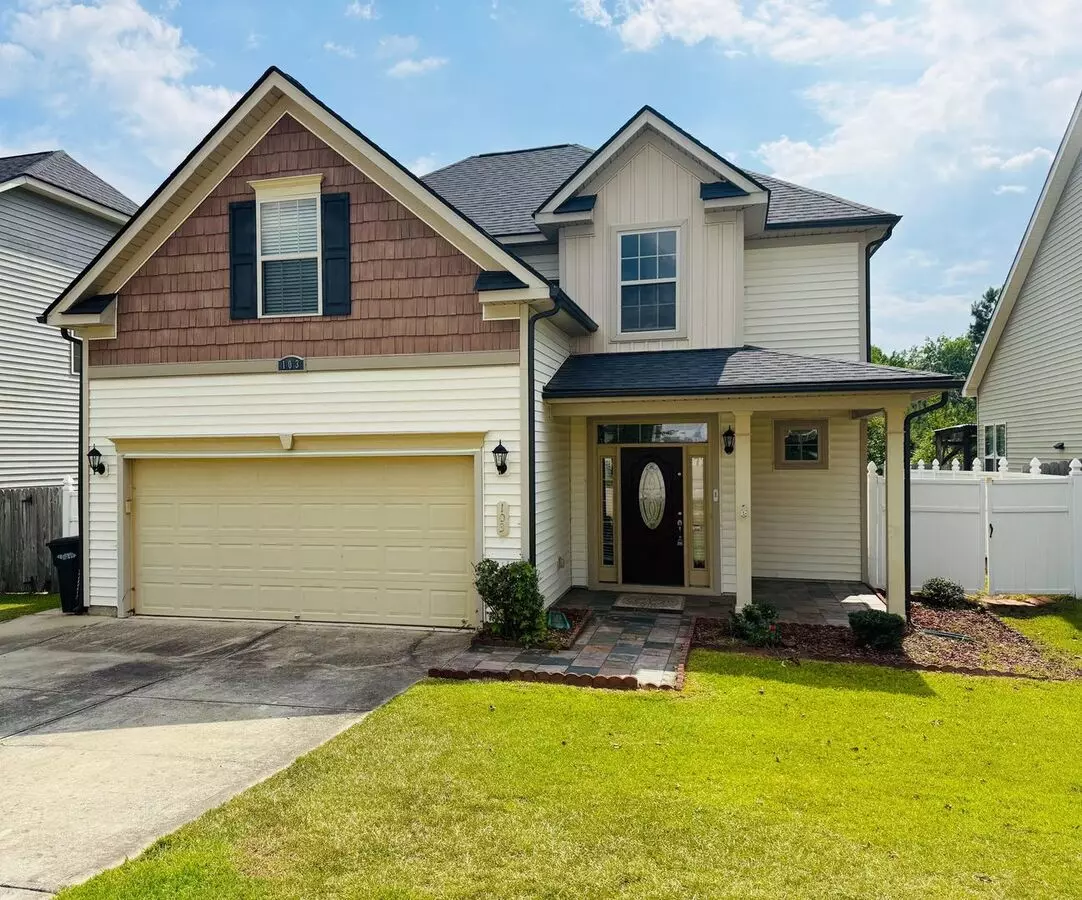 Hidden 4 Bedroom, 2.5 Bathroom Gem! House for rent in Spring Lake, NC