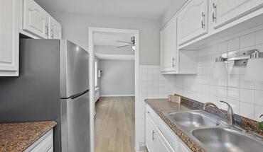 Huntley Ridge Apartment for rent in Kettering, OH
