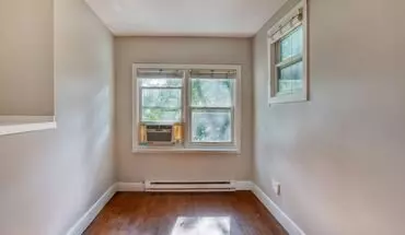 3 of 6 1529 Ferry St Apartment for rent in Lafayette, IN