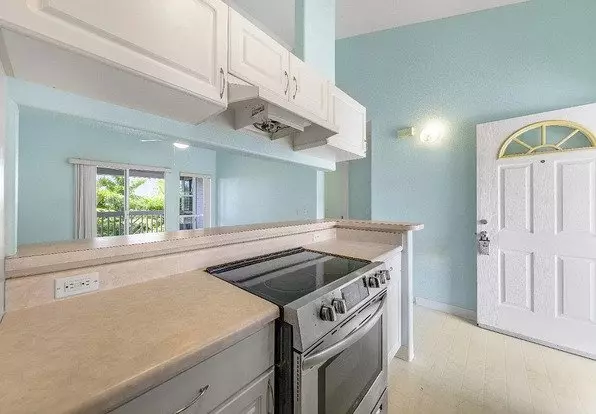75-6081 Alii Dr Apt P202 Apartment for rent in Kailua Kona, HI