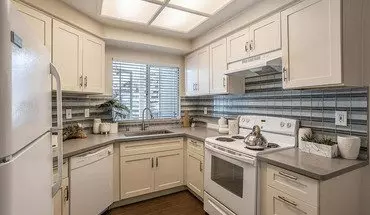 4 of 12 Welcome To This Beautiful And Spacious 2 Beds/2 Full Baths. House for rent in San Jose, CA