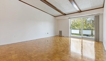 Bright And Airy Top Floor 1bd 1Bath Condo At Broadlawn Park Apartment for rent in Boston, MA