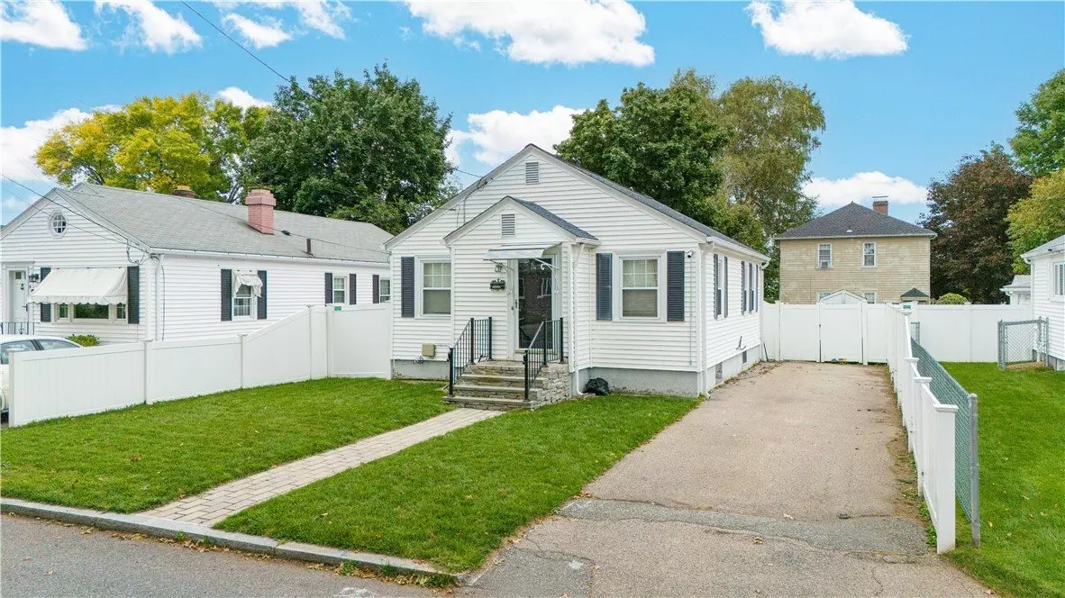 88 Mink Rd House for rent in Providence, RI