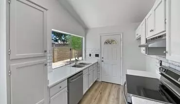 4 of 15 1739 E Carter Rd House for rent in Phoenix, AZ
