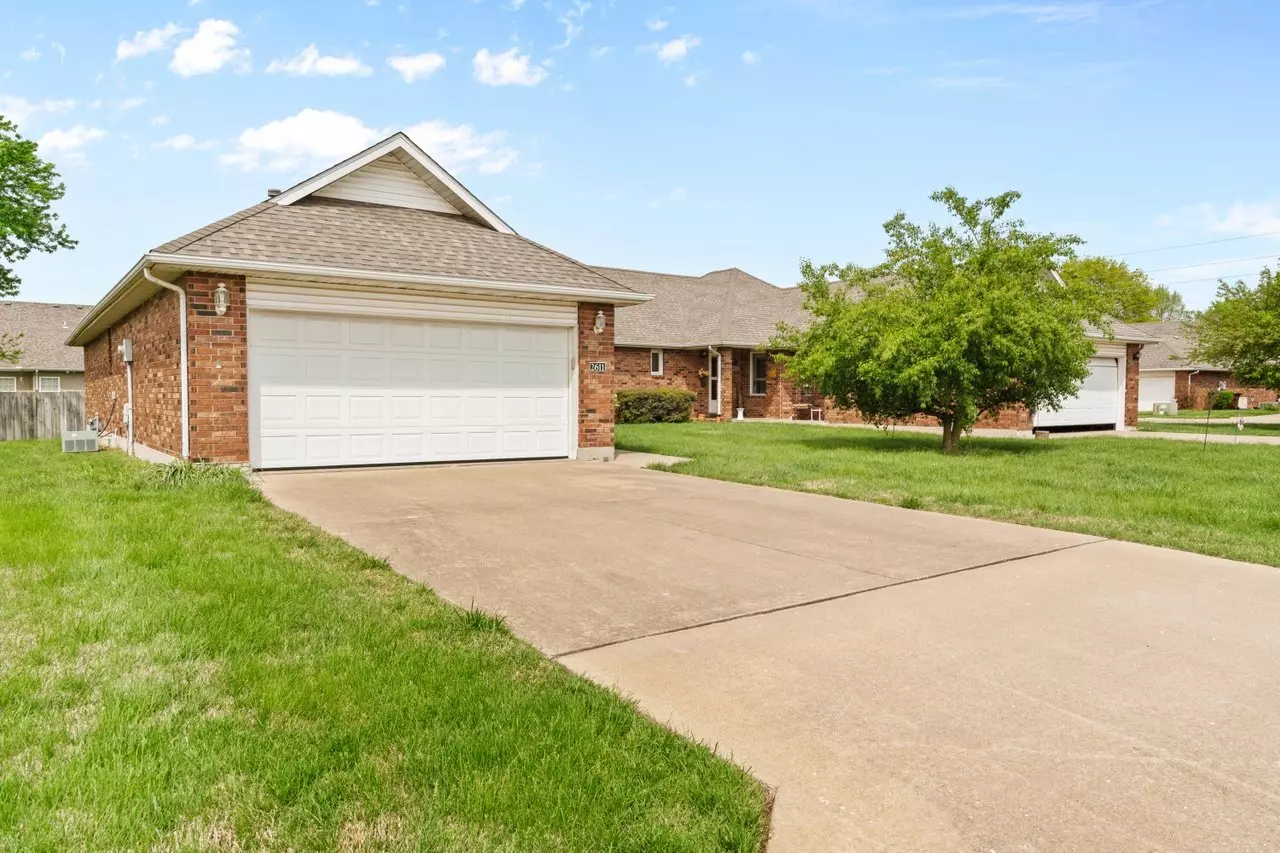 2611 S Overbrook Ave House for rent in Springfield, MO