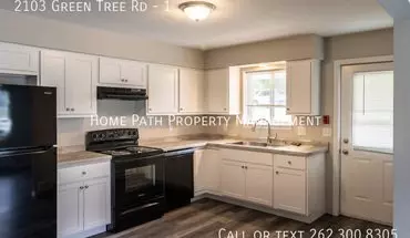 2 of 19 2103 Green Tree Rd Apartment for rent in West Bend, WI