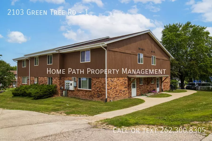 2103 Green Tree Rd Apartment for rent in West Bend, WI
