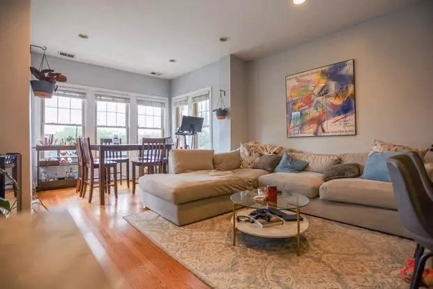 920 W Buena Ave Apartment for rent in Chicago, IL 920 W Buena Ave Apartment for rent in Chicago, IL