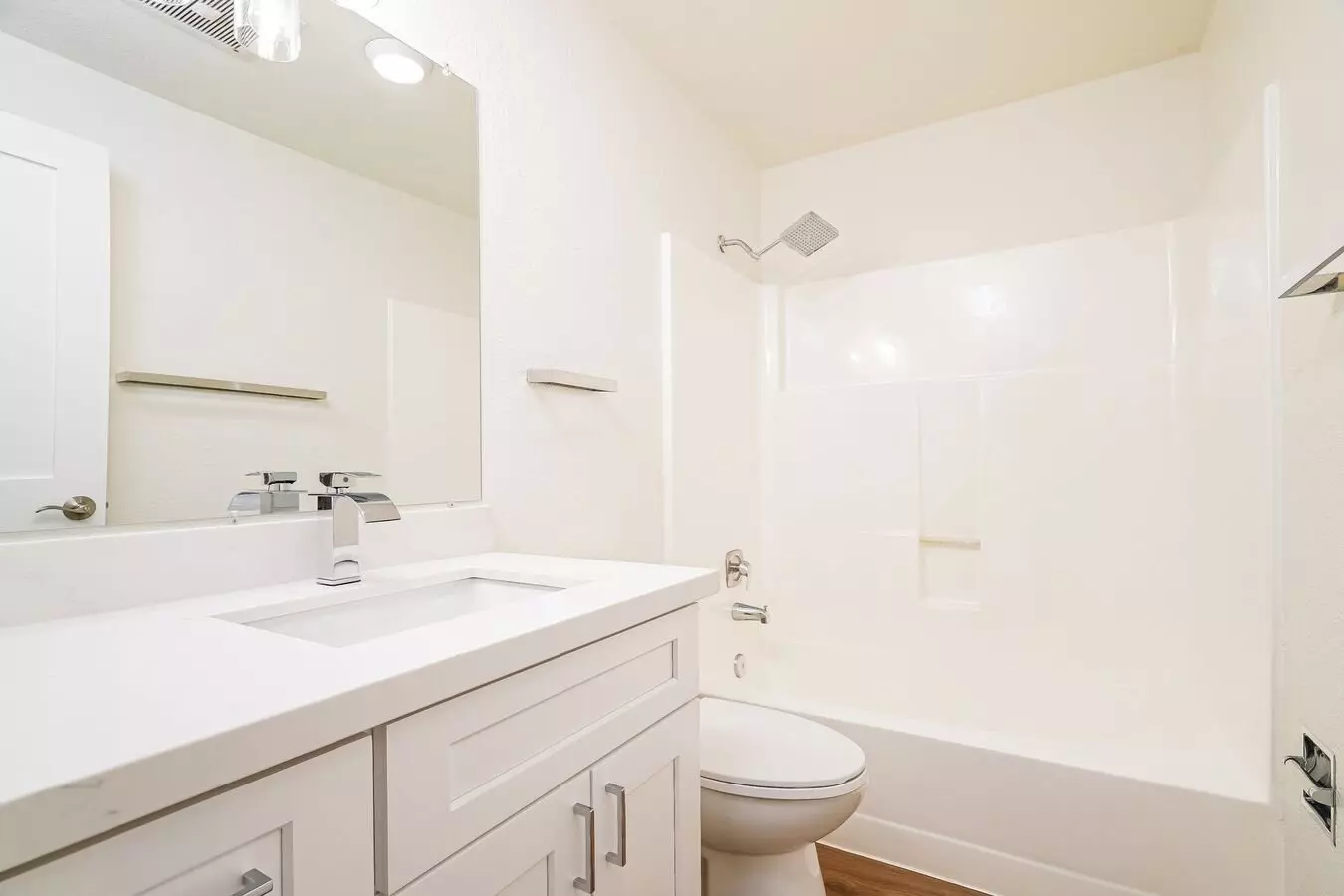 Welcome To Fairway Apartments – Where Quiet Comfort Meets Convenience Apartment for rent in Everett, WA