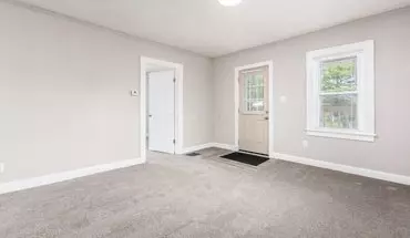4 of 19 2085 Ferris Rd House for rent in Columbus, OH