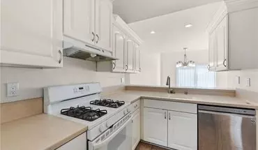 2 of 5 Charming, End-unit Loft-style Condo Offers 1Bed 1Bath Apartment for rent in Canoga Park, CA